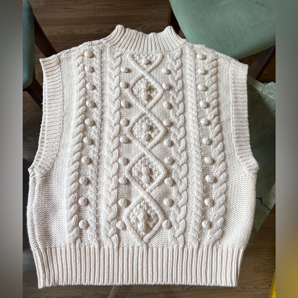 Wilfred Cream Sweater Vest - Picture 3 of 11